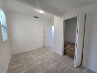 Propiedad en alquiler con 2 habitaciones y 1 baño en Miami