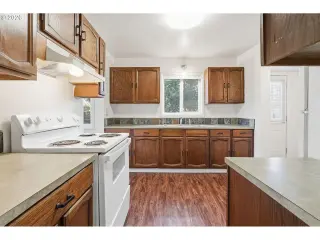 Propiedad en alquiler con 1 dormitorio y 1 baño en Portland