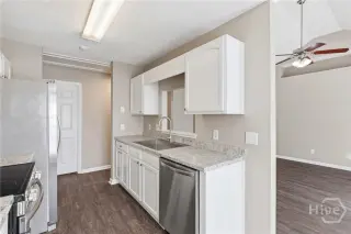 Propiedad en alquiler con 4 habitaciones y 2 baños en Pooler