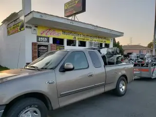 LEGALIZAMOS AUTOS Y CAMIONETAS