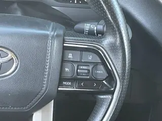 Toyota Tundra 2023 4x4 SR5 4dr CrewMax Cab Pickup SB