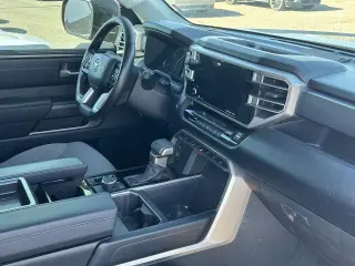 Toyota Tundra 2023 4x4 SR5 4dr CrewMax Cab Pickup SB