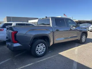 Toyota Tundra 2023 4x4 SR5 4dr CrewMax Cab Pickup SB