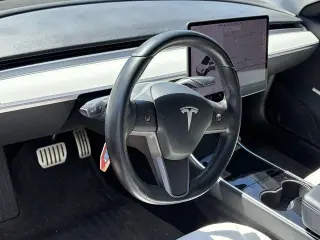 Tesla Model 3 2018 AWD Performance 4dr Fastback