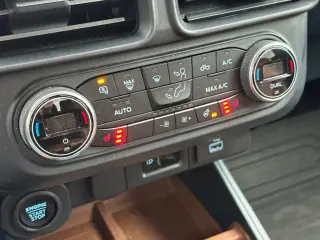 Ford Maverick 2022 AWD XL 4dr SuperCrew 4.5 ft. SB