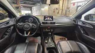 Mazda Mazda3 2018 Touring 4dr Hatchback 6M