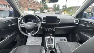 Hyundai VENUE 2022 Limited 4dr Crossover