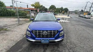 Hyundai VENUE 2022 Limited 4dr Crossover