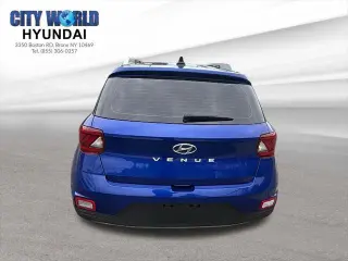 Hyundai VENUE 2022 Limited 4dr Crossover