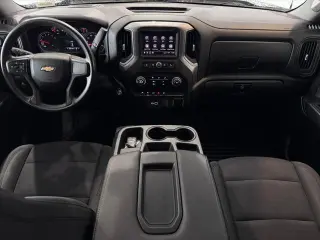 Chevrolet Silverado 1500 2023 4x4 Custom 4dr Crew Cab 5.8 ft. SB