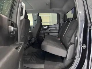 Chevrolet Silverado 1500 2023 4x4 Custom 4dr Crew Cab 5.8 ft. SB