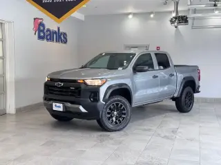 Chevrolet Colorado 2023 4x4 Trail Boss 4dr Crew Cab 5 ft. SB