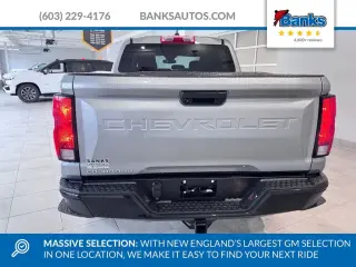 Chevrolet Colorado 2023 4x4 Trail Boss 4dr Crew Cab 5 ft. SB