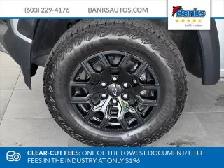 Chevrolet Colorado 2023 4x4 Trail Boss 4dr Crew Cab 5 ft. SB