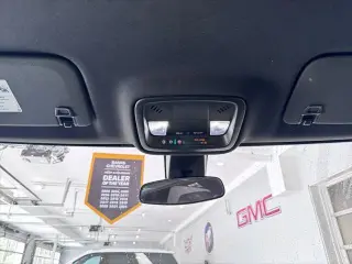 Chevrolet Traverse 2023 4x4 LS 4dr SUV w/1LS