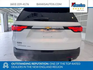 Chevrolet Traverse 2023 4x4 LS 4dr SUV w/1LS