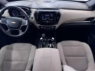 Chevrolet Traverse 2023 4x4 LS 4dr SUV w/1LS