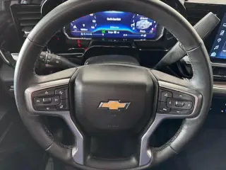 Chevrolet Silverado 1500 2023 4x4 LT 4dr Crew Cab 5.8 ft. SB w/1LT