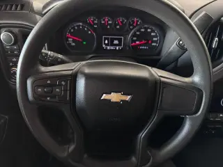 Chevrolet Silverado 1500 2023 4x4 Custom 4dr Crew Cab 5.8 ft. SB