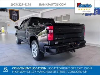 Chevrolet Silverado 1500 2023 4x4 Custom 4dr Crew Cab 5.8 ft. SB