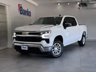 Chevrolet Silverado 1500 2023 4x4 LT 4dr Crew Cab 5.8 ft. SB w/2FL
