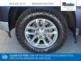 Chevrolet Silverado 1500 2023 4x4 LT 4dr Crew Cab 5.8 ft. SB w/2FL
