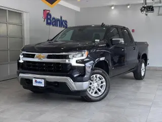 Chevrolet Silverado 1500 2023 4x4 LT 4dr Crew Cab 5.8 ft. SB w/2FL