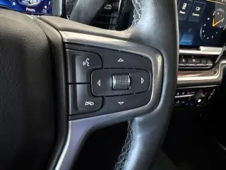Chevrolet Silverado 1500 2023 4x4 RST 4dr Crew Cab 5.8 ft. SB