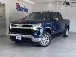Chevrolet Silverado 1500 2023 4x4 LT 4dr Crew Cab 5.8 ft. SB w/2FL