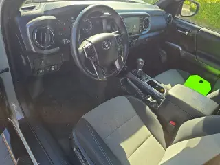 Toyota Tacoma 2022 4x4 TRD Sport 4dr Double Cab 6.1 ft LB