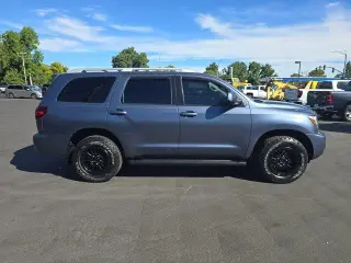 Toyota Sequoia 2019 4x4 SR5 4dr SUV