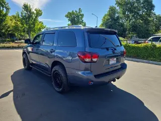 Toyota Sequoia 2019 4x4 SR5 4dr SUV