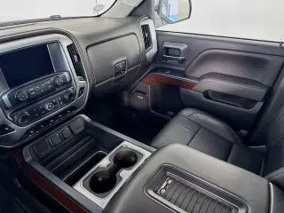 GMC Sierra 1500 2018 4x4 SLT 4dr Crew Cab 5.8 ft. SB