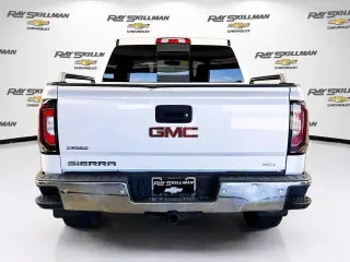 GMC Sierra 1500 2018 4x4 SLT 4dr Crew Cab 5.8 ft. SB