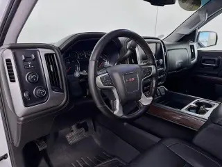 GMC Sierra 1500 2018 4x4 SLT 4dr Crew Cab 5.8 ft. SB