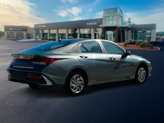 Hyundai ELANTRA 2024 SEL 4dr Sedan
