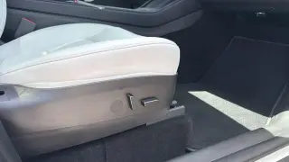 Tesla Model Y 2022 AWD Performance 4dr Crossover