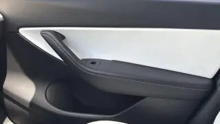 Tesla Model Y 2022 AWD Performance 4dr Crossover