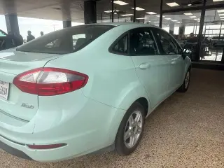 Ford Fiesta 2017 SE 4dr Sedan