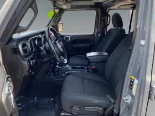 Jeep Gladiator 2021