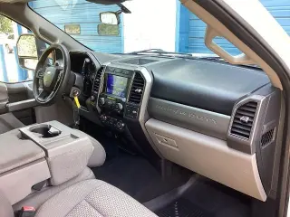 Ford F-250 Super Duty 2020 4x4 King Ranch 4dr Crew Cab 8 ft. LB Pickup
