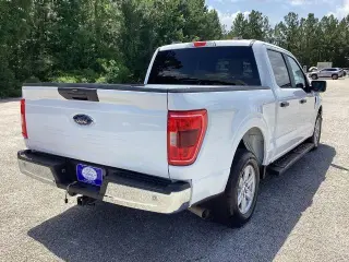 Ford F-150 2023 4x2 XL 4dr SuperCrew 5.5 ft. SB