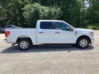 Ford F-150 2023 4x2 XL 4dr SuperCrew 5.5 ft. SB