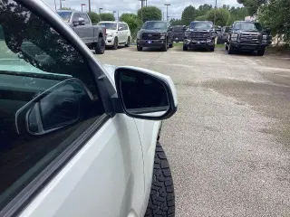 Toyota Tacoma 2023 4x4 SR V6 4dr Double Cab 5.0 ft SB
