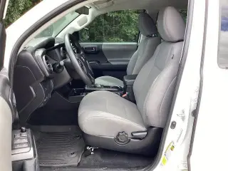 Toyota Tacoma 2023 4x4 SR V6 4dr Double Cab 5.0 ft SB