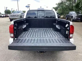 Toyota Tacoma 2023 4x4 SR V6 4dr Double Cab 5.0 ft SB