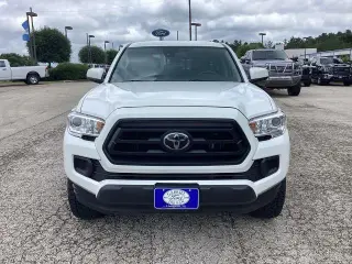 Toyota Tacoma 2023 4x4 SR V6 4dr Double Cab 5.0 ft SB
