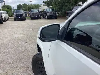 Toyota Tacoma 2023 4x4 SR V6 4dr Double Cab 5.0 ft SB