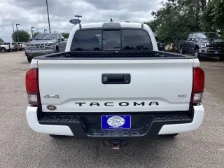 Toyota Tacoma 2023 4x4 SR V6 4dr Double Cab 5.0 ft SB