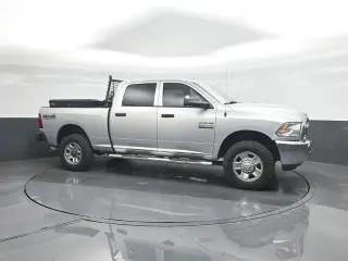 Ram 2500 2018 4x4 Tradesman 4dr Crew Cab 6.3 ft. SB Pickup